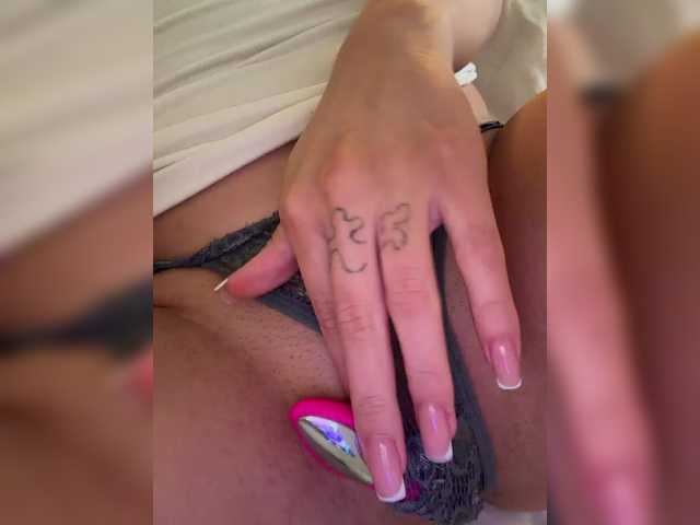 AlexaHotty1