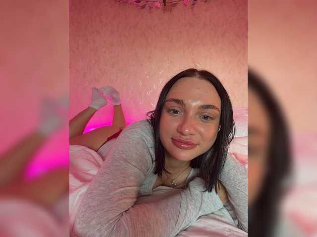 AlexaHotty1