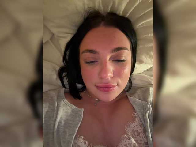 AlexaHotty1