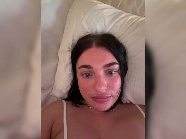 AlexaHotty1