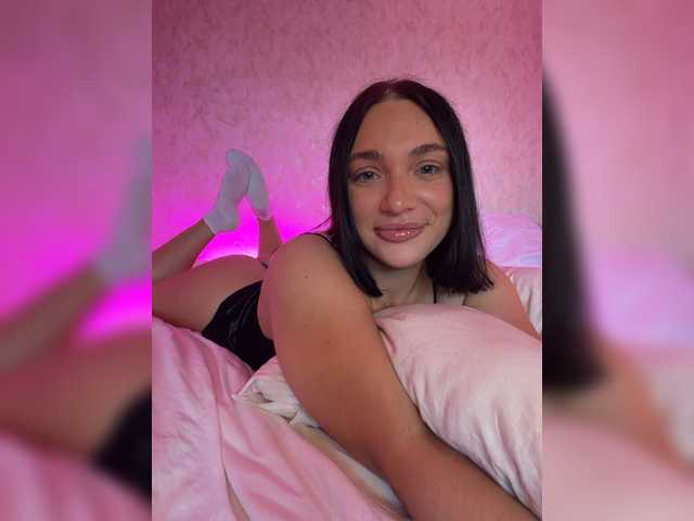 AlexaHotty1 live cam on BongaCams