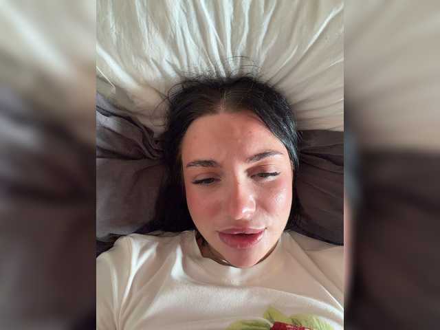 AlexaHotty1 live cam on BongaCams