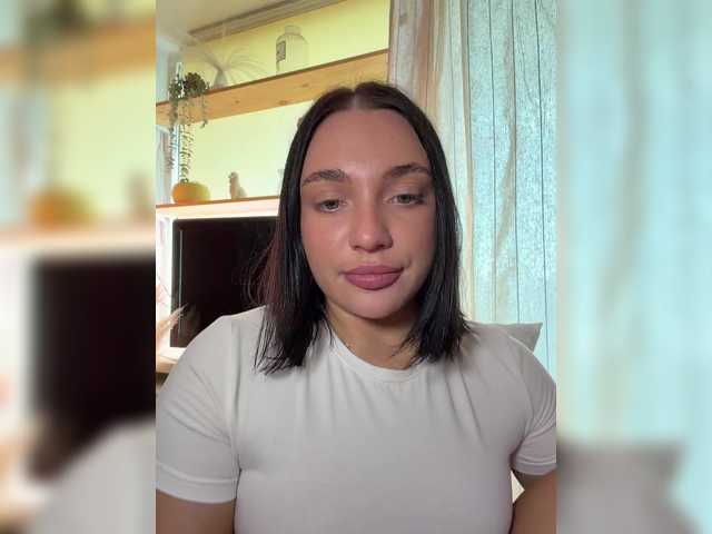AlexaHotty1