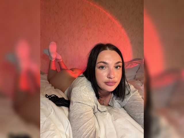 AlexaHotty1