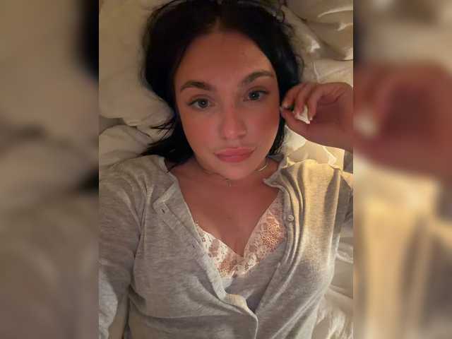 AlexaHotty1
