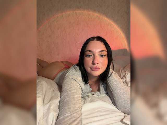 AlexaHotty1 live cam on BongaCams