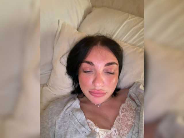 AlexaHotty1