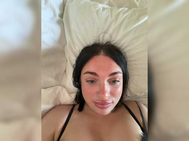 AlexaHotty1 live webcam show