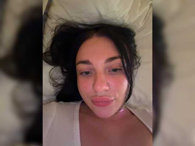 AlexaHotty1 live cam on BongaCams