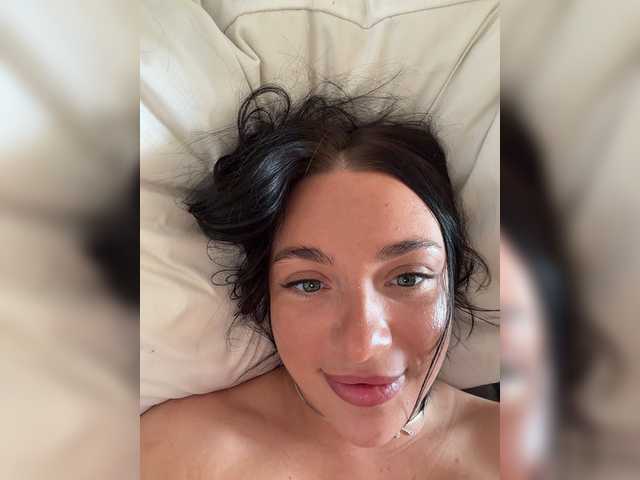 AlexaHotty1