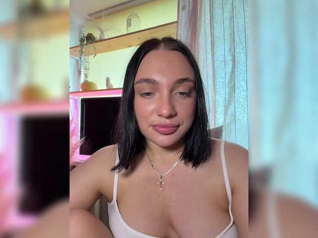 AlexaHotty1