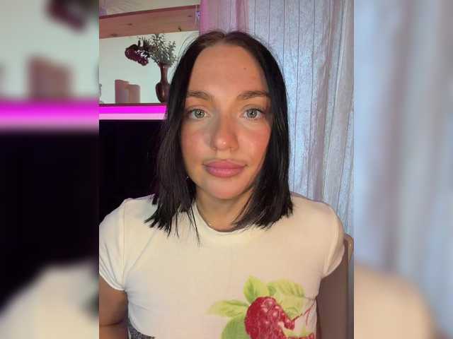 AlexaHotty1