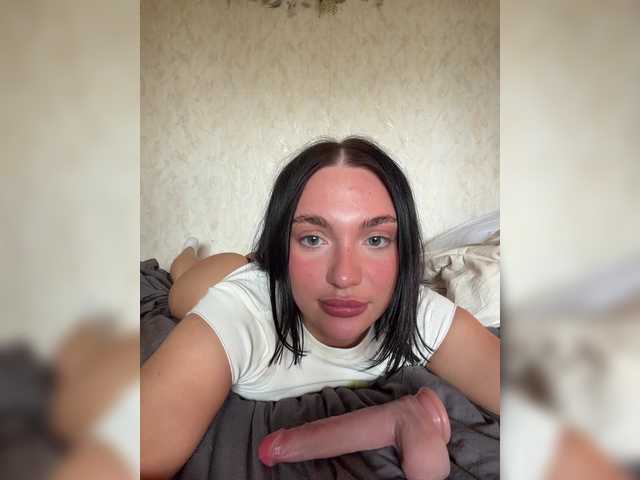 AlexaHotty1