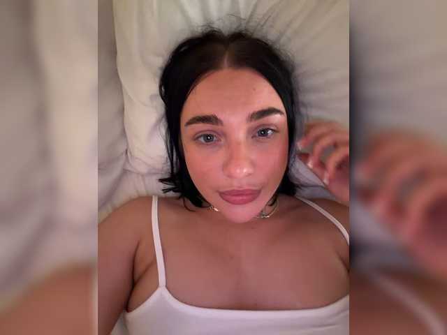 AlexaHotty1
