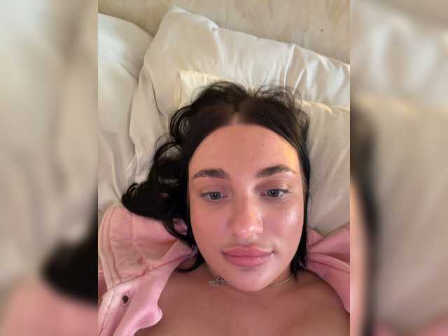 AlexaHotty1 live cam on BongaCams