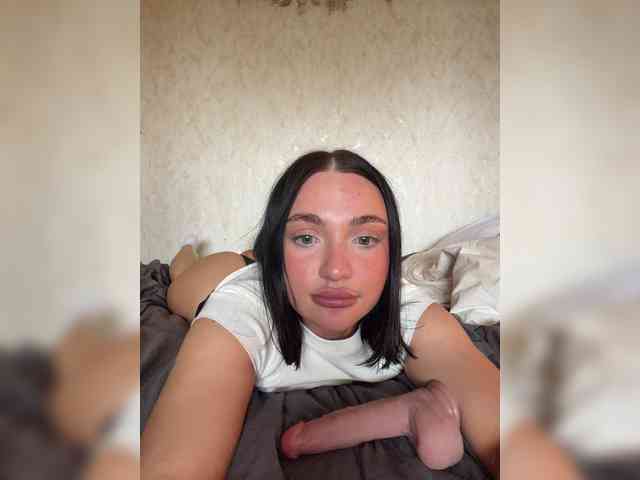 AlexaHotty1 Live Webcam on BongaCams