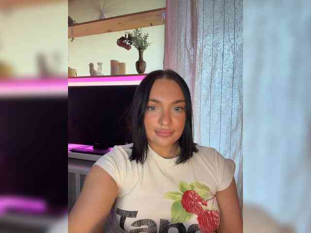 AlexaHotty1 webcam