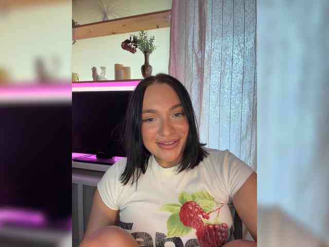 AlexaHotty1 webcam