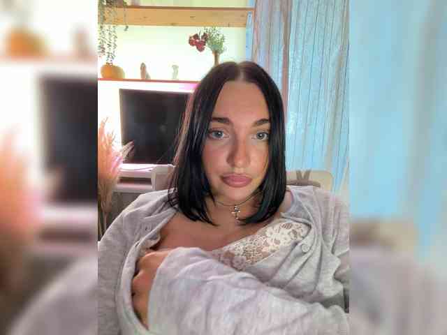 AlexaHotty1 webcam