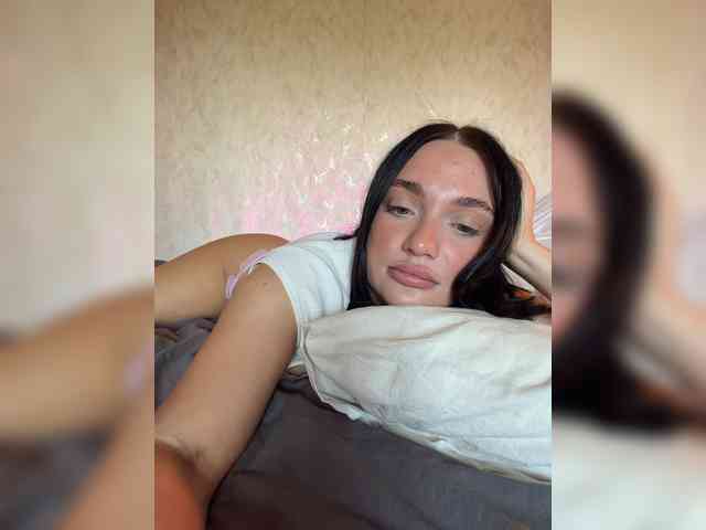 AlexaHotty1