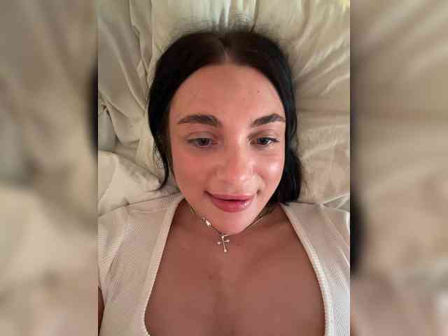 AlexaHotty1 AlexaHotty1