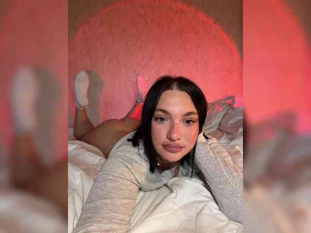 AlexaHotty1 webcam