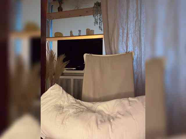 AlexaHotty1 webcam