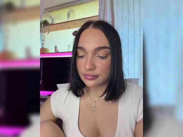 AlexaHotty1 webcam