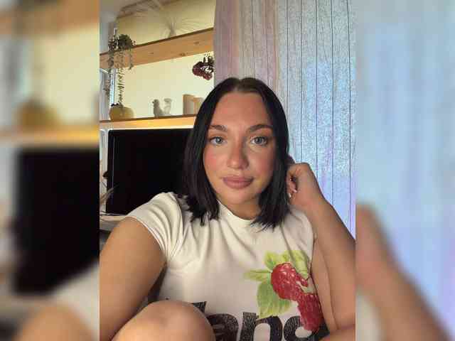 AlexaHotty1 webcam