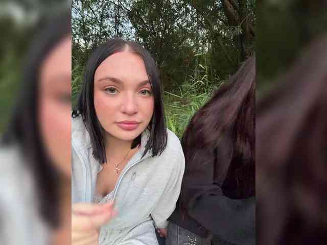 AlexaHotty1