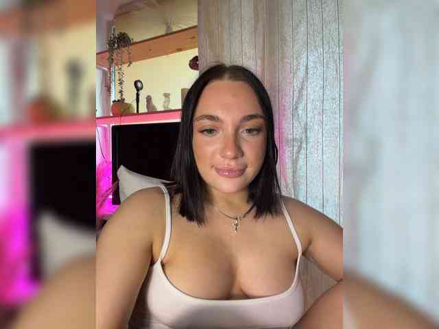 AlexaHotty1