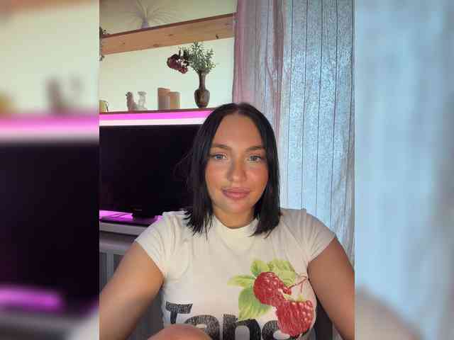 AlexaHotty1 webcam