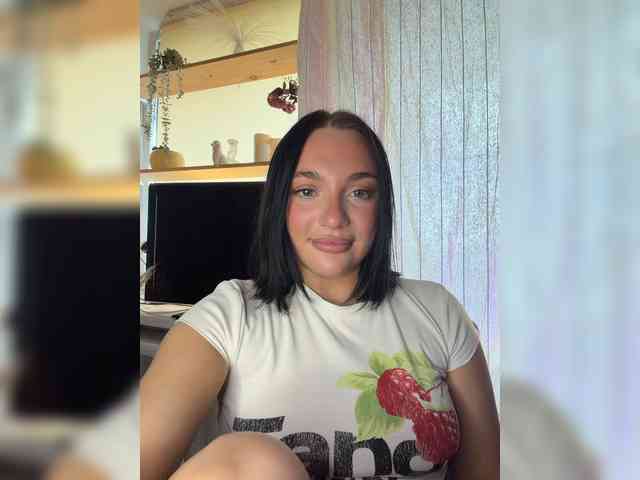 AlexaHotty1 webcam