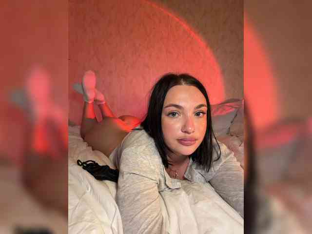 AlexaHotty1 webcam