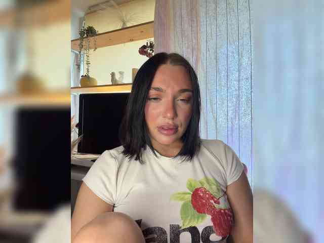 AlexaHotty1 webcam