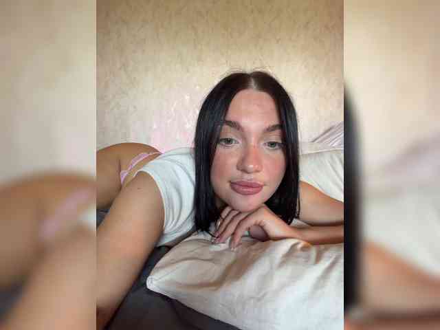 AlexaHotty1