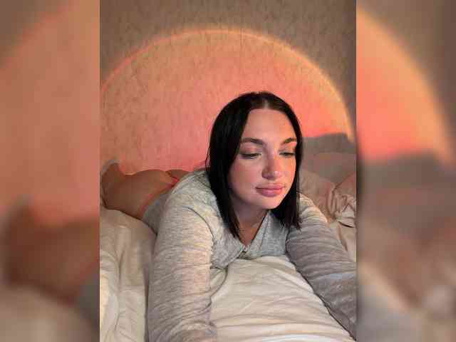 AlexaHotty1 webcam