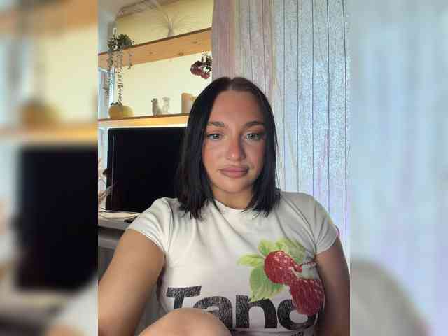 AlexaHotty1 webcam