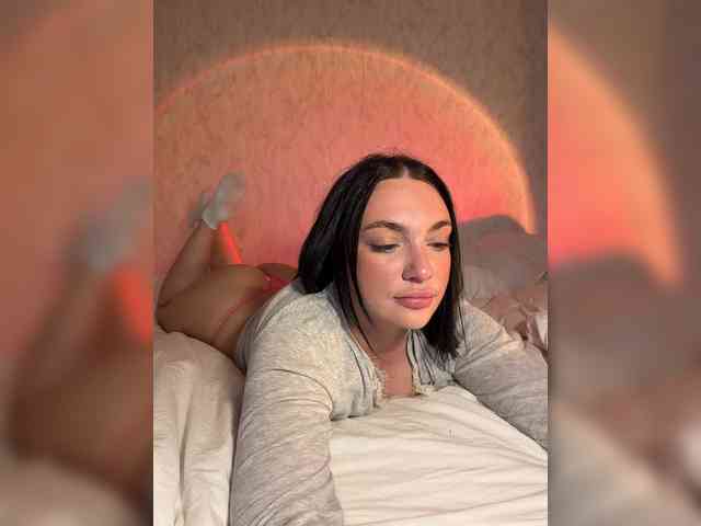 AlexaHotty1 webcam
