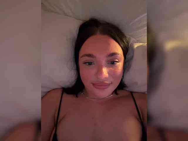 AlexaHotty1