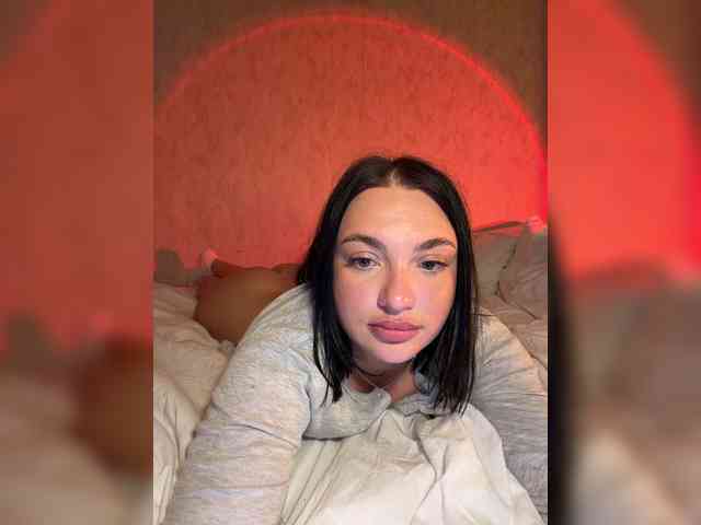 AlexaHotty1 webcam