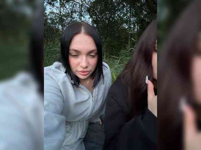 AlexaHotty1 webcam