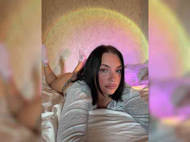 AlexaHotty1 AlexaHotty1