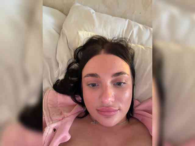AlexaHotty1 AlexaHotty1