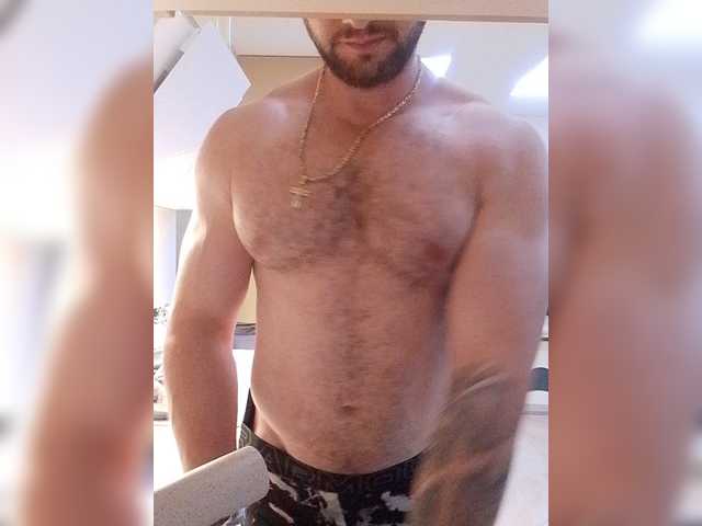 Zohan95 live webcam show