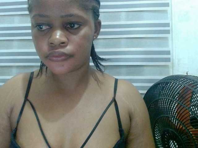 Slutcunt live cam on BongaCams