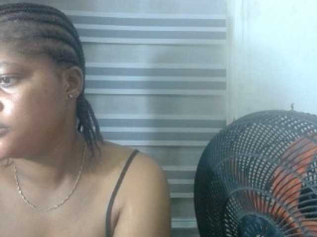 Slutcunt live cam on BongaCams