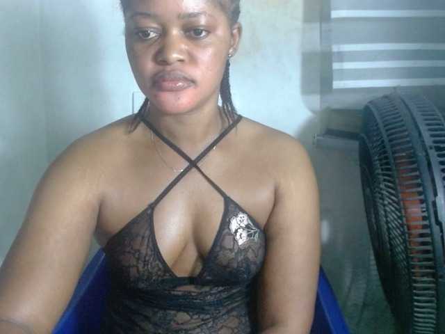 Slutcunt live cam on BongaCams