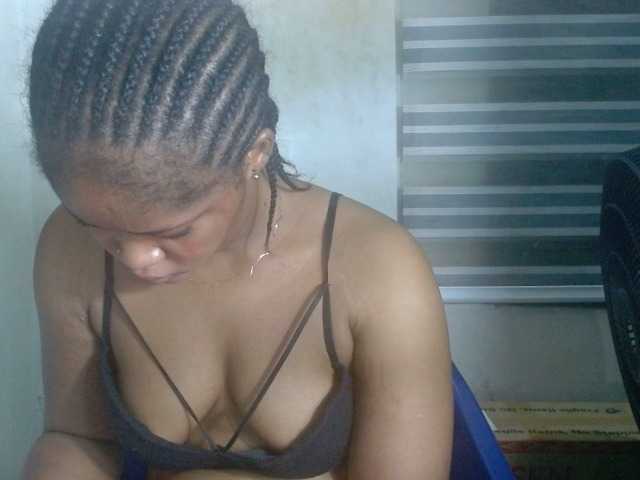 Slutcunt live cam on BongaCams