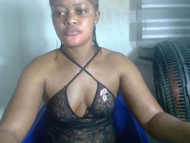 Slutcunt live cam on BongaCams